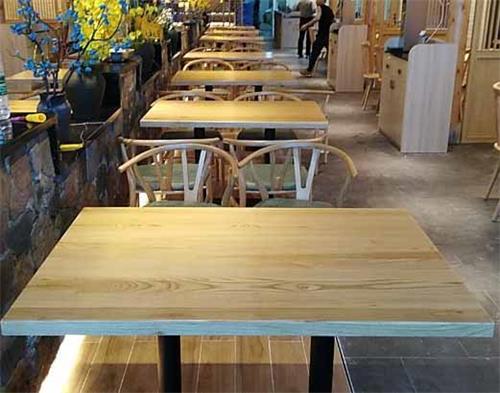 客家食府天天來餐廳桌椅